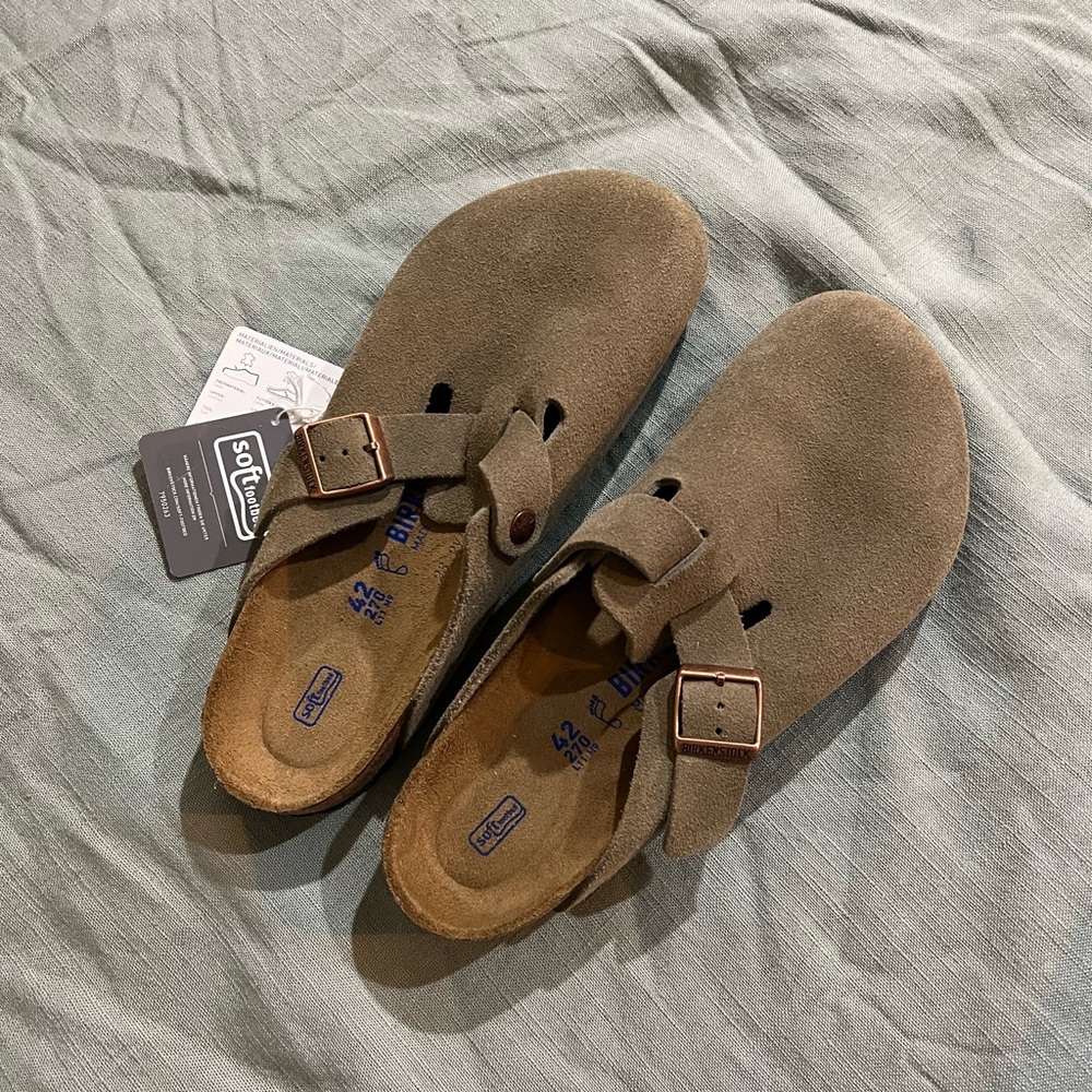 Birkenstocks Boston Clogs Taupe NWT